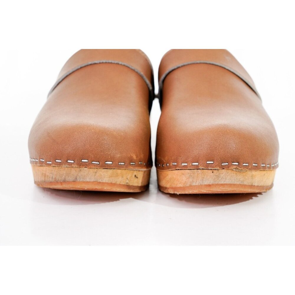 AM World Of Clogs Women's Sz 39 EU / 8 US Shoes - Picture 13 of 16